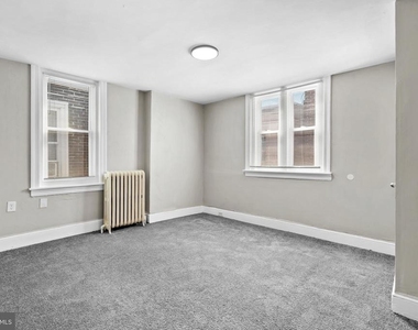 4038 N 8th Street - Photo Thumbnail 21