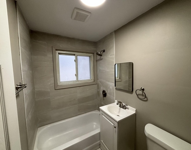 31807 Tuscola Court - Photo Thumbnail 8