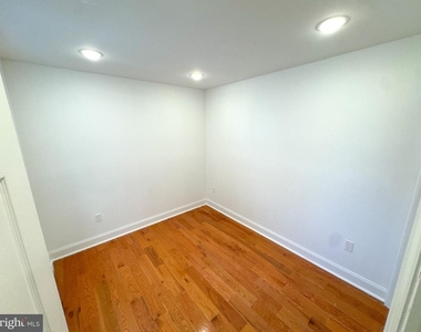2025 N 4th Street - Photo Thumbnail 3
