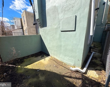 2025 N 4th Street - Photo Thumbnail 10