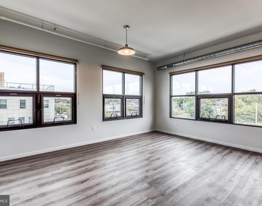 4800 Brown Street - Photo Thumbnail 2