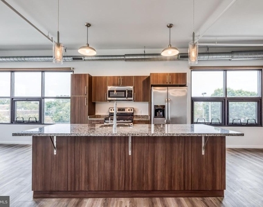 4800 Brown Street - Photo Thumbnail 8