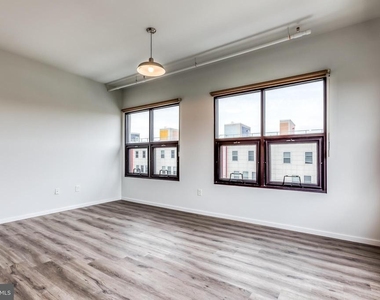4800 Brown Street - Photo Thumbnail 6