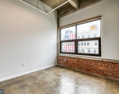 4800 Brown Street - Photo Thumbnail 9
