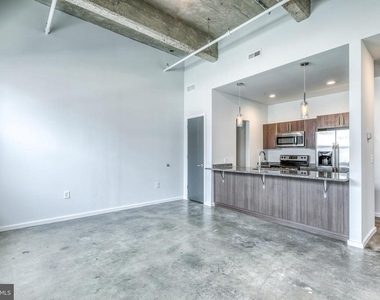 4800 Brown Street - Photo Thumbnail 3