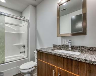 4800 Brown Street - Photo Thumbnail 6