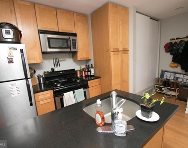 2351 Christian Street - Photo Thumbnail 10