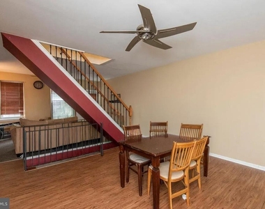 235 Hermitage Street - Photo Thumbnail 4