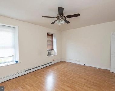 235 Hermitage Street - Photo Thumbnail 8