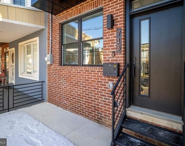 713 S 58th Street - Photo Thumbnail 26