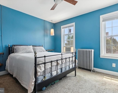 460 Martin Street - Photo Thumbnail 10