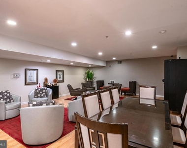 1324 Locust Street - Photo Thumbnail 17