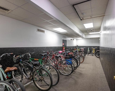 1324 Locust Street - Photo Thumbnail 19