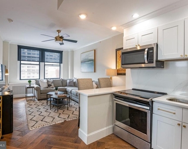 1324 Locust Street - Photo Thumbnail 7