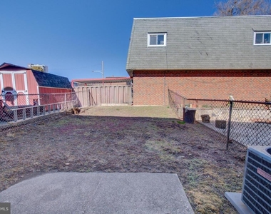 1119 W Master Street - Photo Thumbnail 21