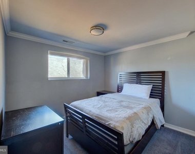 1119 W Master Street - Photo Thumbnail 16