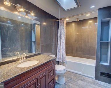 1119 W Master Street - Photo Thumbnail 15