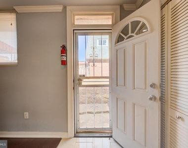 1119 W Master Street - Photo Thumbnail 1