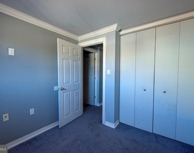 1119 W Master Street - Photo Thumbnail 19