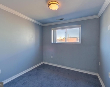 1119 W Master Street - Photo Thumbnail 18
