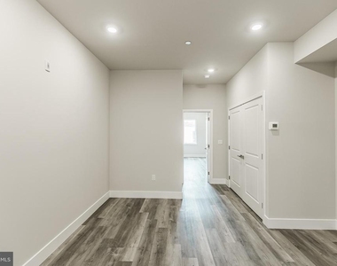 3608 Melon Street - Photo Thumbnail 3