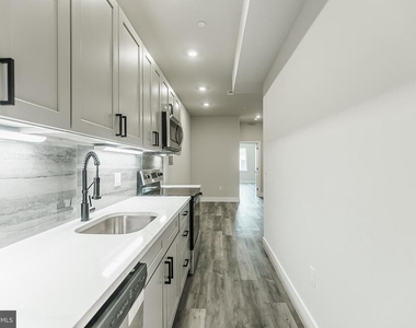3608 Melon Street - Photo Thumbnail 4