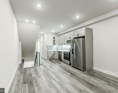 3608 Melon Street - Photo Thumbnail 7