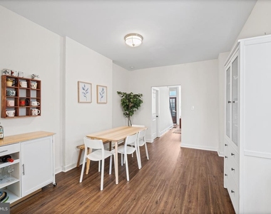 107 W Master Street - Photo Thumbnail 9