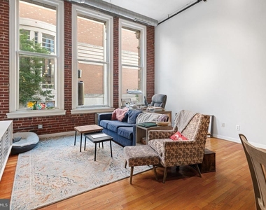 1027 Arch Street - Photo Thumbnail 1