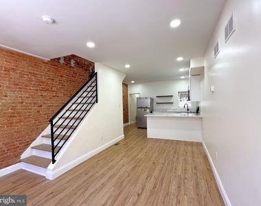 2762 Martha Street - Photo Thumbnail 20