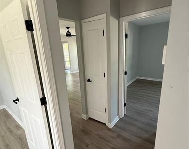 7817 Laura Ann Court - Photo Thumbnail 29