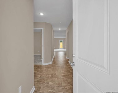 737 Caelin Farms Road - Photo Thumbnail 3