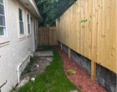 2212 Murchison Road - Photo Thumbnail 6