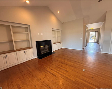 848 Castleberry Court - Photo Thumbnail 12