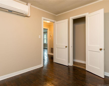 311 Stuart Avenue - Photo Thumbnail 16