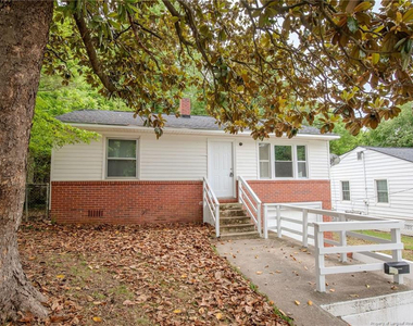 311 Stuart Avenue - Photo Thumbnail 3