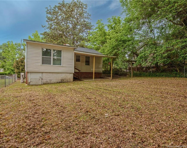 311 Stuart Avenue - Photo Thumbnail 23