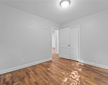 821 Sandalwood Drive - Photo Thumbnail 14