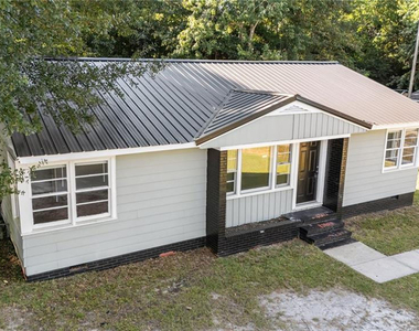 821 Sandalwood Drive - Photo Thumbnail 1