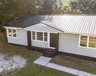 821 Sandalwood Drive - Photo Thumbnail 3