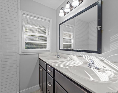 821 Sandalwood Drive - Photo Thumbnail 23