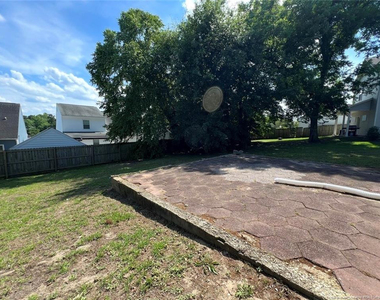 1319 Levy Drive - Photo Thumbnail 27