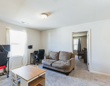 1253 Manor Drive - Photo Thumbnail 16