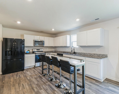 1253 Manor Drive - Photo Thumbnail 13