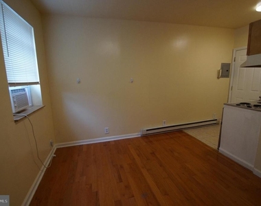 709 S 20th Street - Photo Thumbnail 9