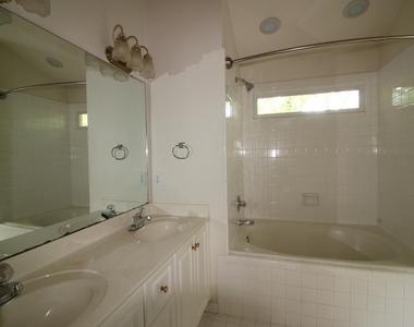 1437 Opal Court - Photo Thumbnail 12