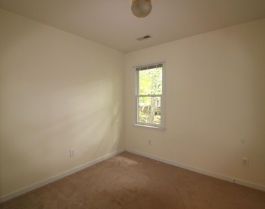 1437 Opal Court - Photo Thumbnail 15