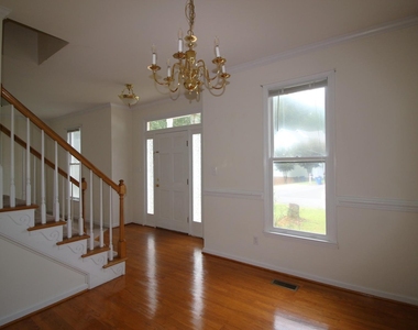 1437 Opal Court - Photo Thumbnail 3