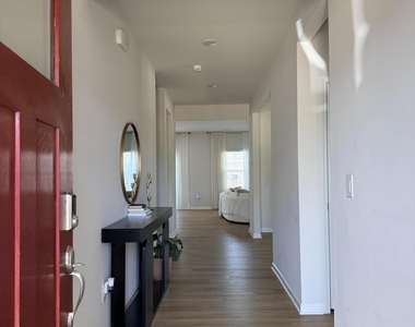 1100 Landen Creek Lane - Photo Thumbnail 6