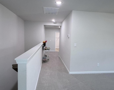 1100 Landen Creek Lane - Photo Thumbnail 28